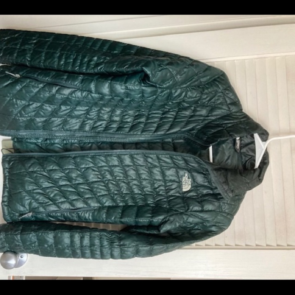 North face  Thermoball jacket